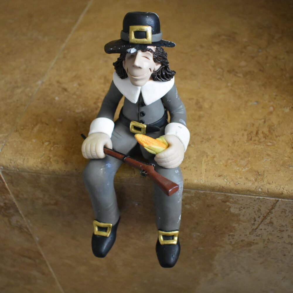 2 D Manning Thanksgiving Shelf Sitter Pilgrims Man Woman Clay Figure Statue Set - Picture 9 of 16